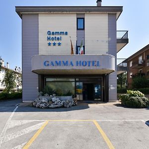 Gamma Hotel